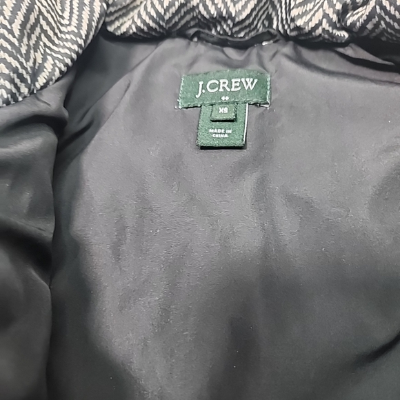 J. Crew Down Quilted Puffer Vest Womens XSmall Herringbone Black Cream - Picture 4 of 8